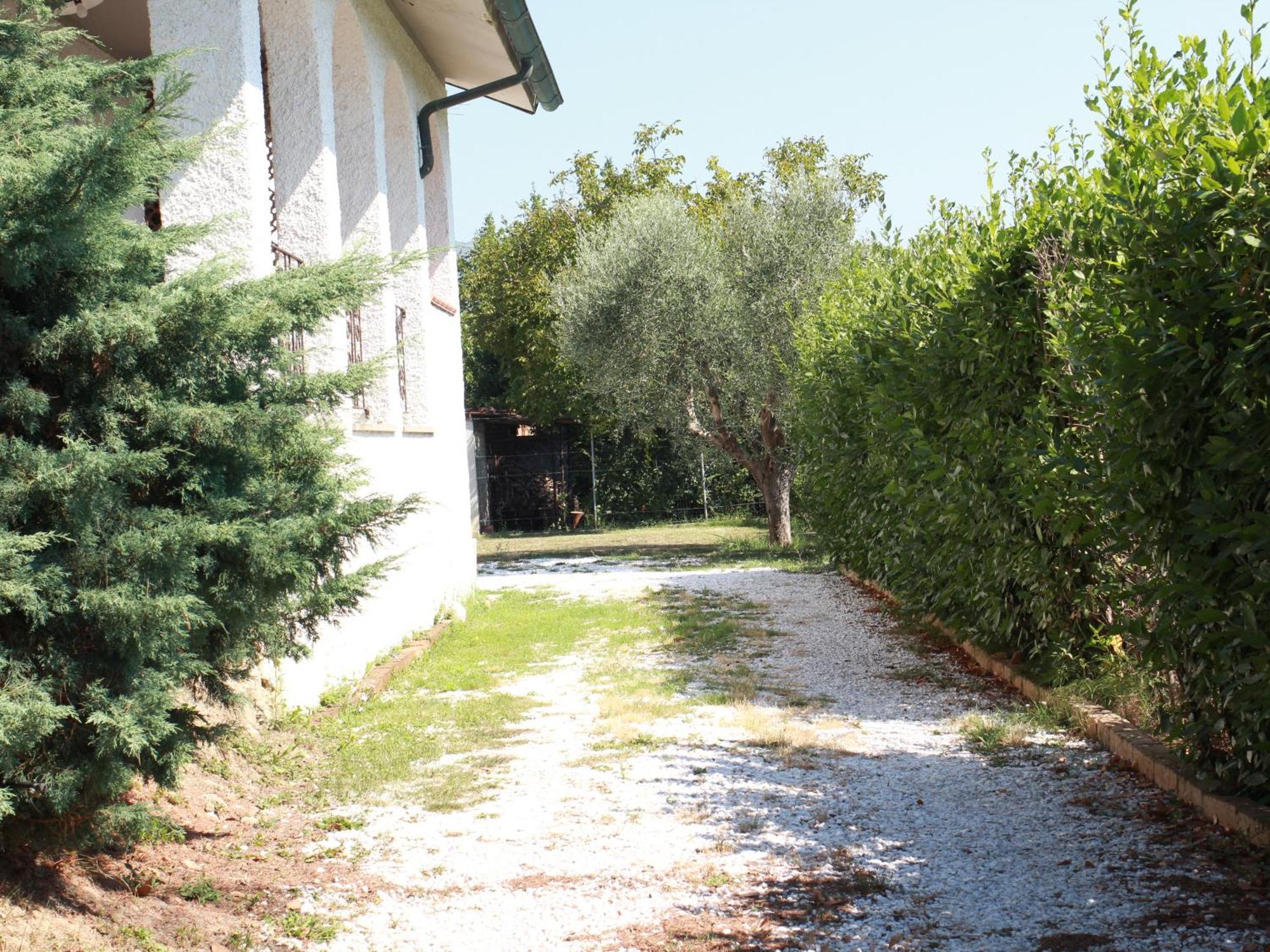 Villetta La Pineta Latignano ภายนอก รูปภาพ